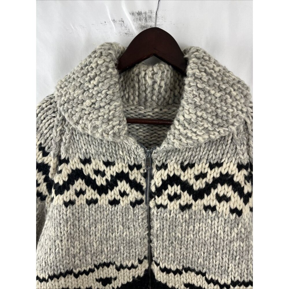 Cowichan Style Vintage Wool Sweater Men’s Large - Picture 2 of 9